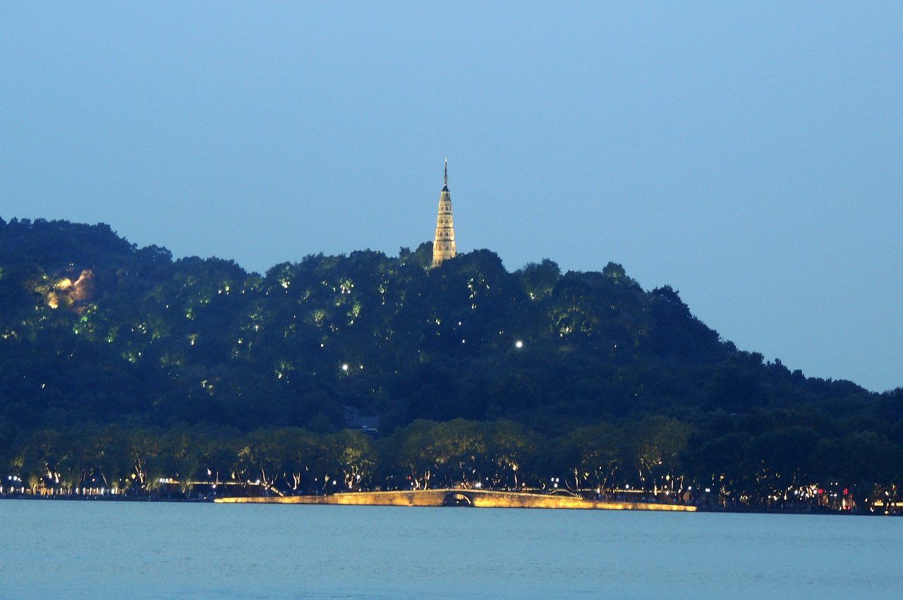 Bai Causeway 3